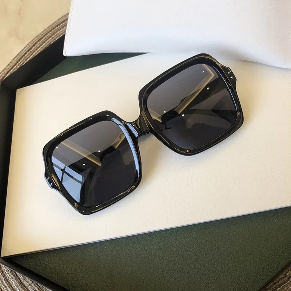 Black sunglasses luxury oversize square womens summer accessories - Picture 2 of 7